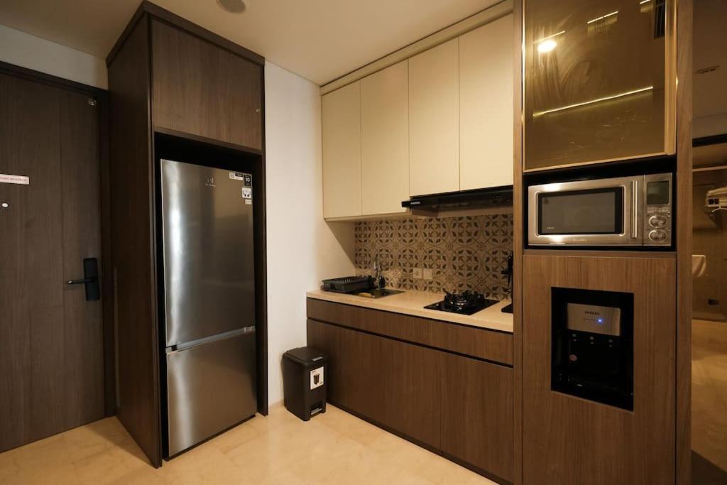 Lakuna 31 Sudirman Makassar