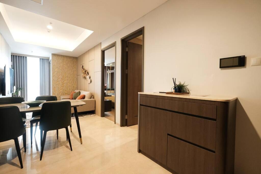 Lakuna 31 Sudirman * Makassar